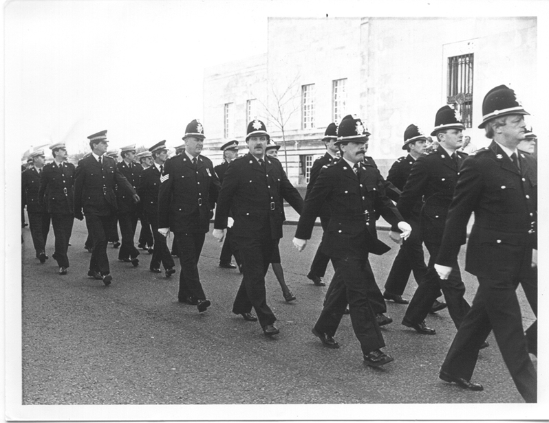 Parade to commemorate 150 years of policing in swansea 1986
